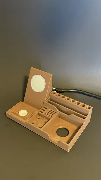 Khay Sắp Xếp Bàn Làm Việc kèm Sạc Điện Thoại & AirPods - Image 3