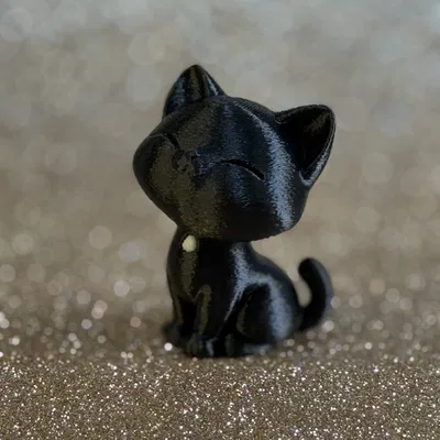 Mèo nhỏ xinh dễ thương