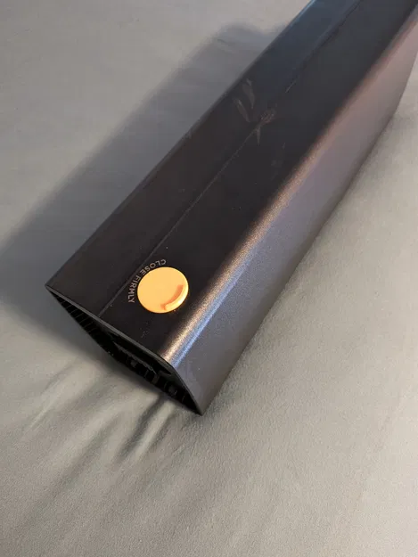 Nắp che cổng pin Globe Haul Battery Port Cover - Image 3