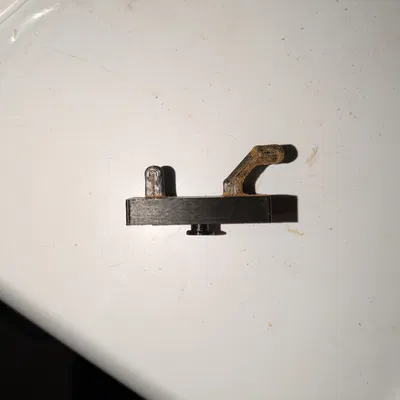 Ngàm treo Sy's Peglock cho bộ sạc pin Kobalt 24vMax