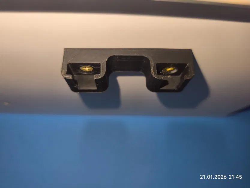 Giá treo tay cầm PlayStation gắn dưới kệ (2 vít, kẹp bằng joystick) - Image 3