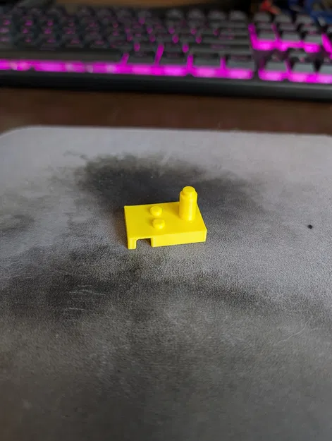 Chân đế trưng bày LEGO minifig cho kệ Speed Champions - Image 1