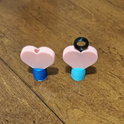 Nắp Dispenser Kem Đánh Răng Hình Trái Tim (Heart Toothpaste Cap Dispencer)