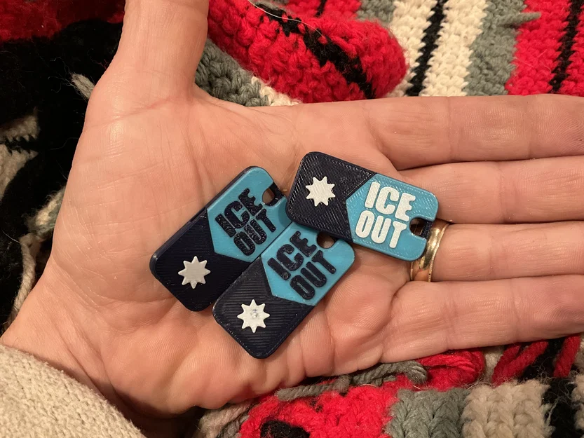 Còi Khẩn Cấp ICE OUT – Thiết Kế Cờ Minnesota - Image 1