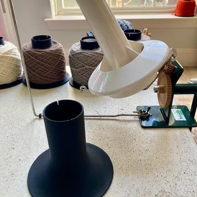 Cone quấn sợi cho Stanwood Needlecraft Large Metal Yarn Winder 10 oz