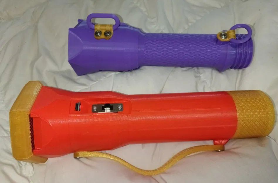 Đèn pin Forever Flashlight - Image 1