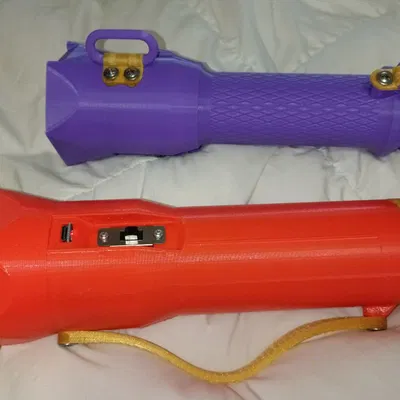 Đèn pin Forever Flashlight