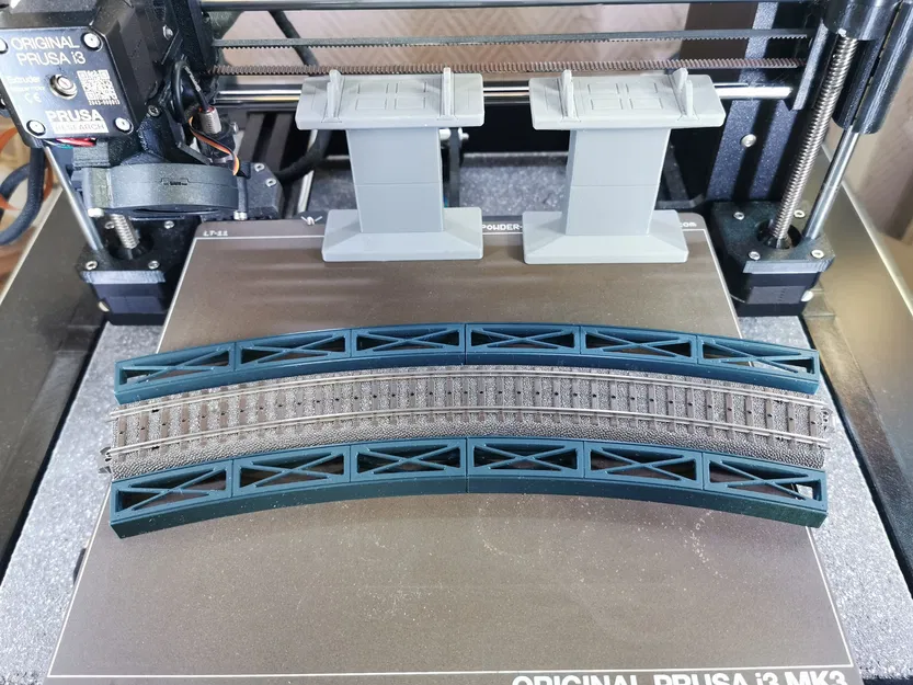 Cầu dầm thép modular Märklin H0 Rail-C R3 30° (nhiều phần, cắm ráp) - Image 9