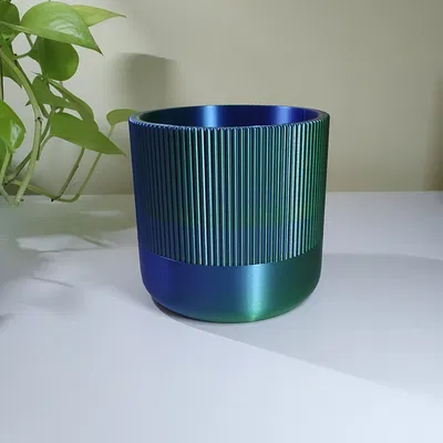 Chậu cây Minimal Rib (Minimal Rib Planter)