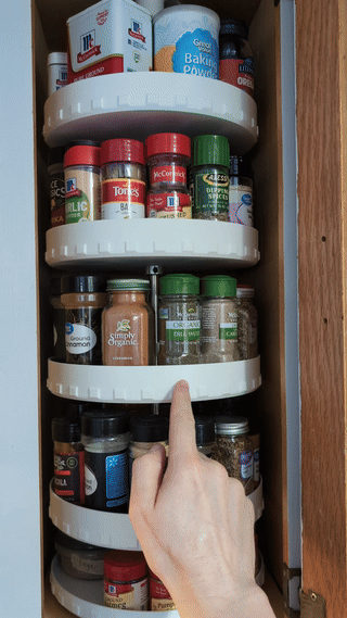 Kệ gia vị xoay dạng carousel (parametric) cho tủ bếp
