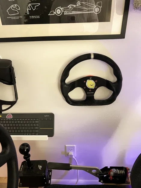 Giá treo tường vô-lăng (chuẩn 70mm Momo bolt pattern) - Image 2