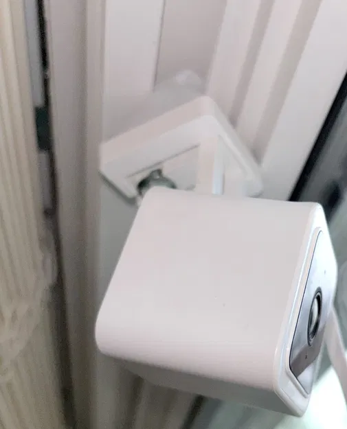 Giá đỡ Wyze Cam cho cửa sổ trượt (Wyze Cam Sliding Window Mount) - Image 3