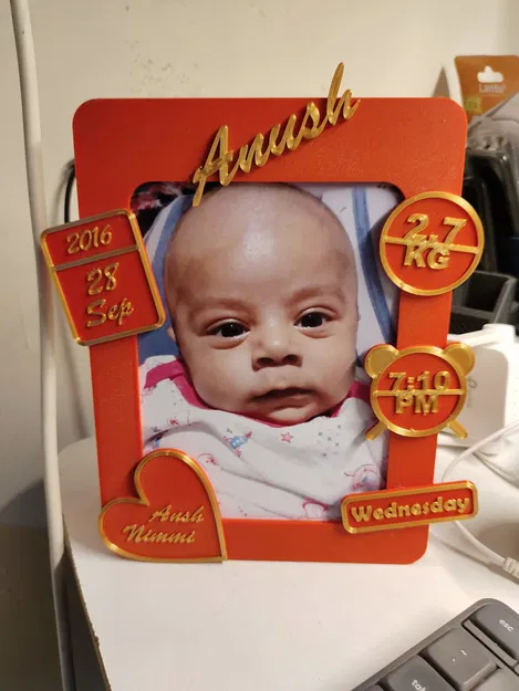 Khung ảnh cá nhân hoá STL – Thông tin bé sơ sinh / Quà tặng cặp đôi - Image 1