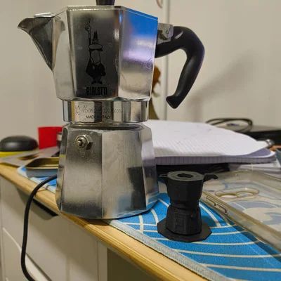 Kệ đỡ rổ moka pot