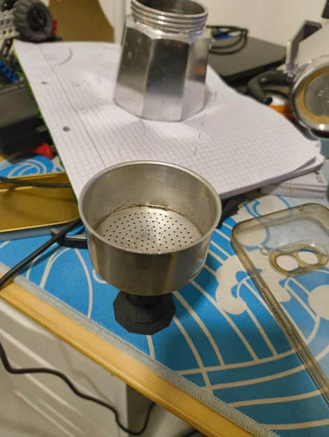 Kệ đỡ rổ moka pot - Image 3