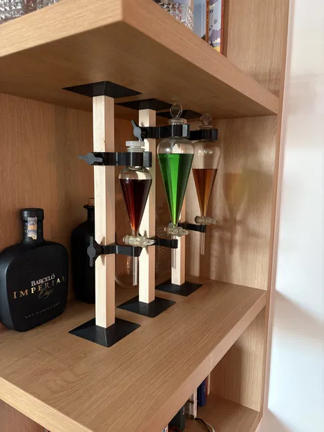 Bar Lab – Giá đỡ phễu chia chất lỏng cho góc bar - Image 1