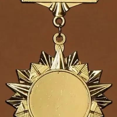 Medal 04 (Huy chương) - model thường & bản AI hallucinated