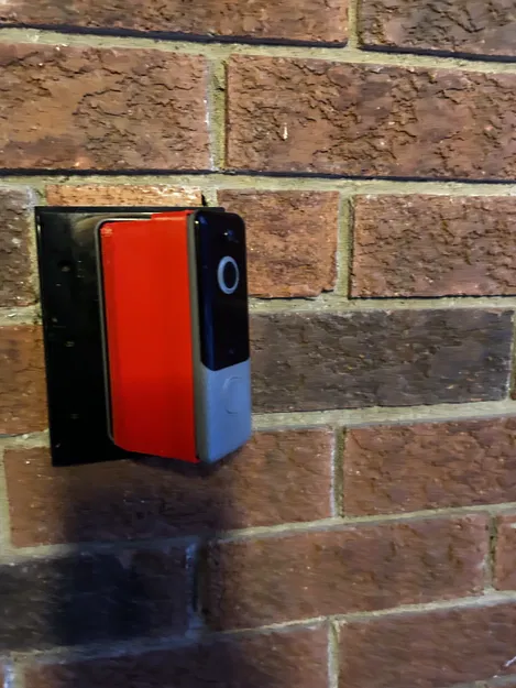 Ngàm gắn nghiêng camera cửa trước – lắp khe (slot-fit) lệch tường - Image 1