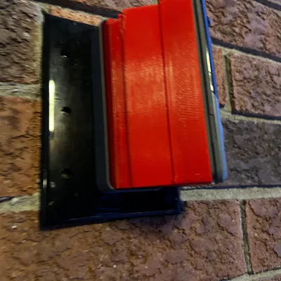 Ngàm gắn nghiêng camera cửa trước – lắp khe (slot-fit) lệch tường