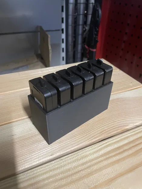 Giá đỡ pin GreenGo (GreenGo battery holder) - Image 1