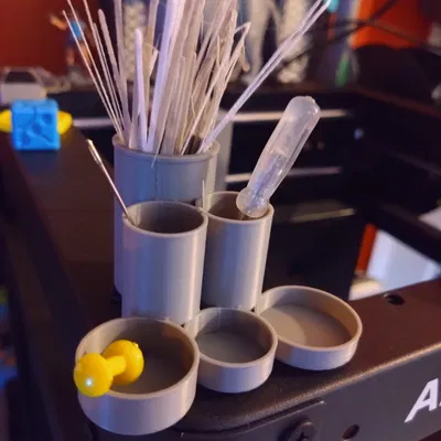 Khay đựng bút & đồ dùng học tập (Stationary pots)