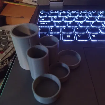 Khay đựng bút & đồ dùng học tập (Stationary pots)