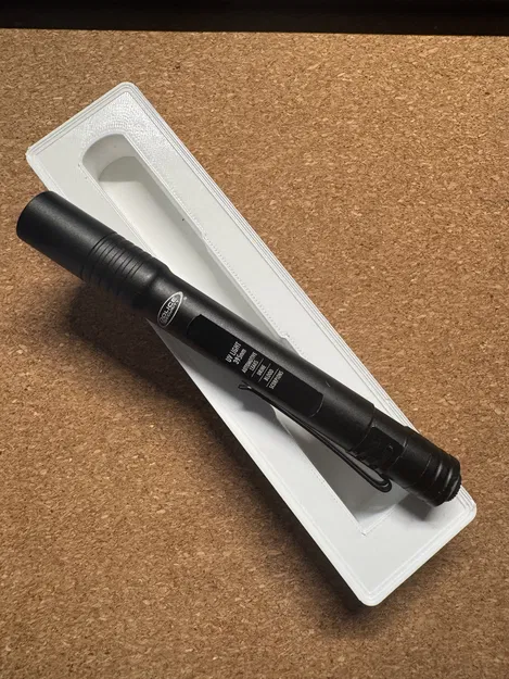 Gridfinity - đế giữ đèn UV “police security uv light 395nm” - Image 1