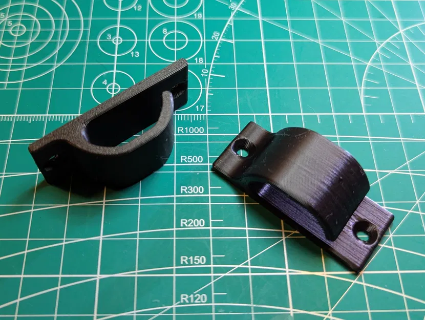 Kẹp Cáp Tối Giản Gắn Dưới Bàn - Image 1