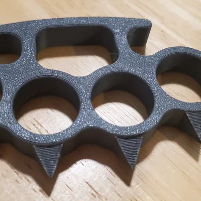 Pain Train Knuckles (Móng vuốt “cat claw” knuckles)