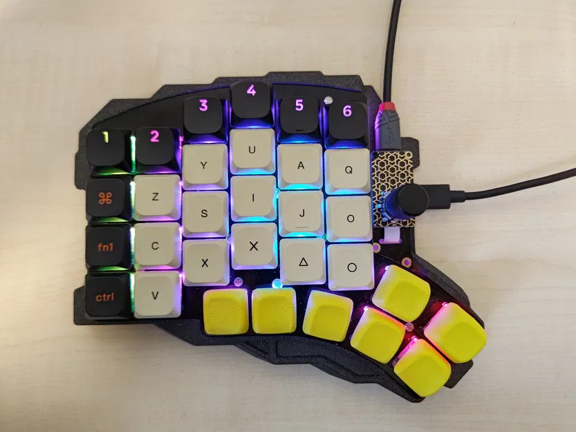 Case bàn phím split Halcyon Elora phong cách sci‑fi - Image 3