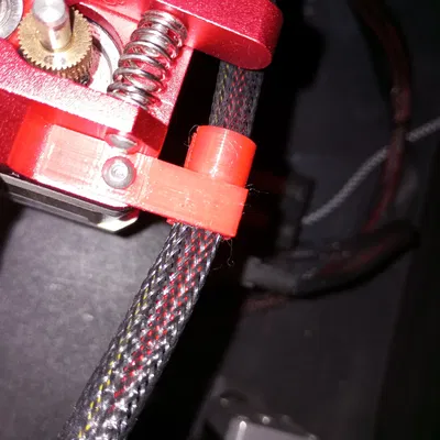 Passage de cable Ender 3 (dẫn dây bắt vít lên extruder)