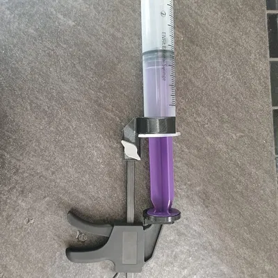 Dụng cụ hỗ trợ ống tiêm 60ml (60ml Syringe Assist Tool)