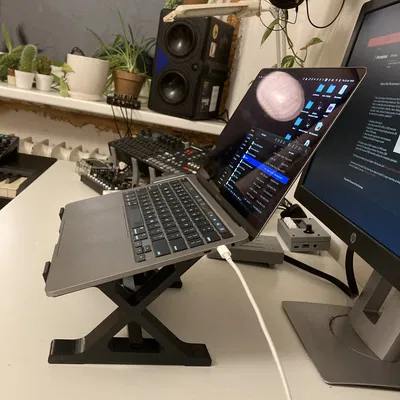 Kệ đỡ laptop (Laptop stand) lắp ráp nhanh
