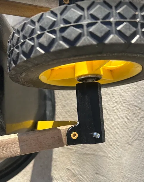 Ngàm Giữ Trục Xe Rùa Cho Trẻ Nhỏ (Toddler Wheelbarrow Axle Holder) - Image 1