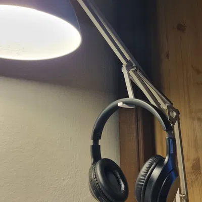 Đèn Ikea TERTIAL - Giá treo tai nghe