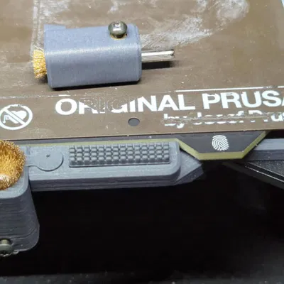 CoreOne nozzle wiper với plugin brass brush (bàn chải đồng)