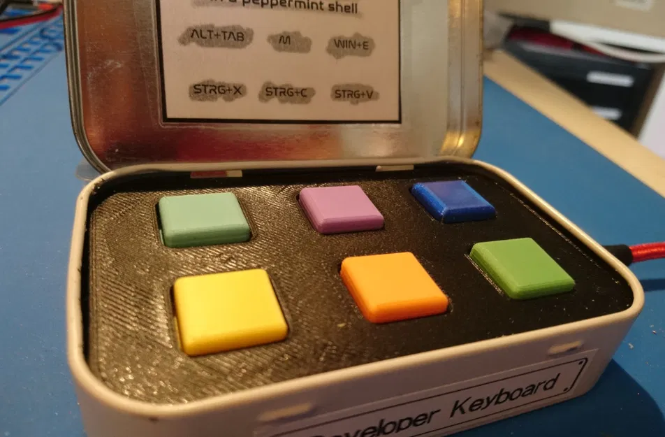 Altoids(tm) macropad – Keypad 6 nút lắp trong hộp Altoids - Image 3