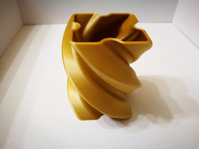 Cốc Xaviera (Xaviera cup) - Image 1