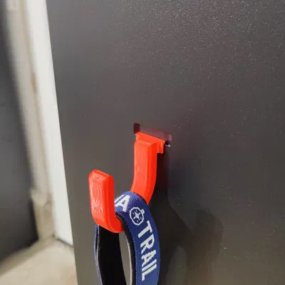 Móc treo tải nhẹ cho tủ garage NewAge (Light-Duty Hook)