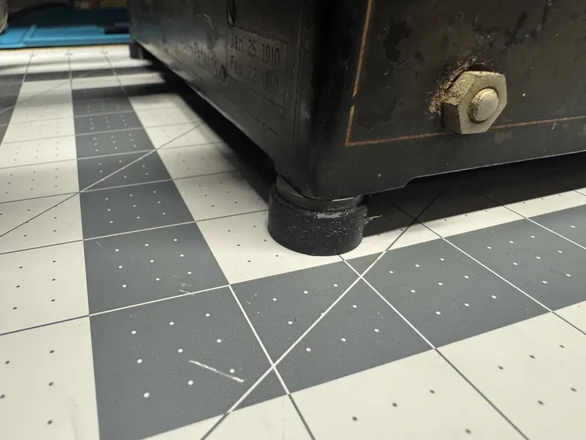 Chân cao su máy đánh chữ Royal “flatbed” (1/5/6) (thay thế) - Image 9