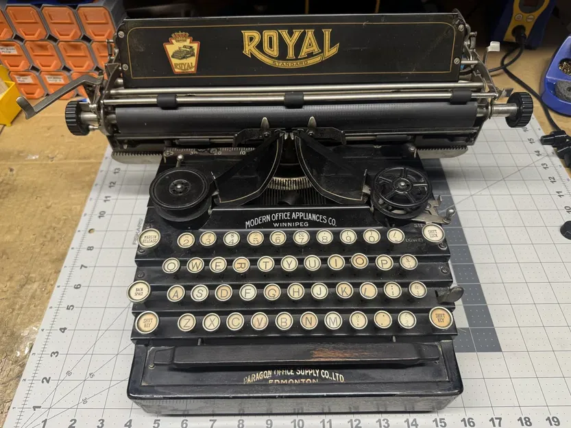 Chân cao su máy đánh chữ Royal “flatbed” (1/5/6) (thay thế) - Image 18