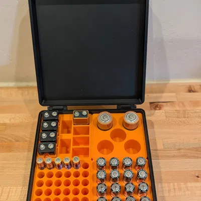 Nắp hộp pin Gridfinity có logo pin inlay