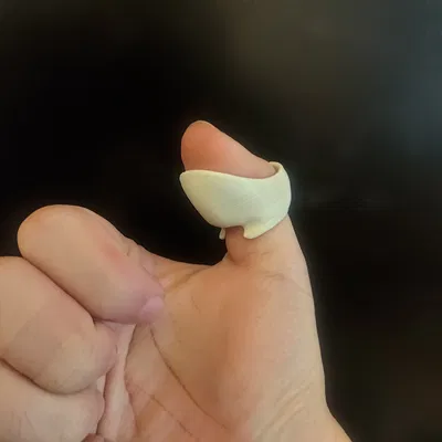 Nhẫn bắn cung ngón cái Trung Hoa – 四捷機 (sì jié jī)