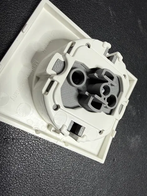 Ốp đáy ổ cắm Berker K1 (Berker K1 Power Socket Plate) - Image 3