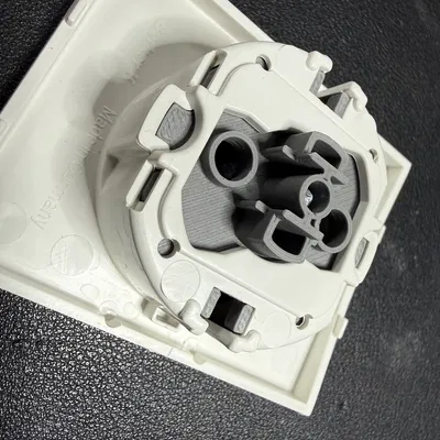 Ốp đáy ổ cắm Berker K1 (Berker K1 Power Socket Plate)
