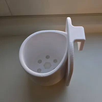 Giá đỡ bia trong phòng tắm (Shower-beer holder)