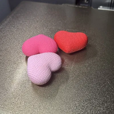 Trái Tim Đan Len: Dễ Thương, Mũm Mĩm và Căng Phồng