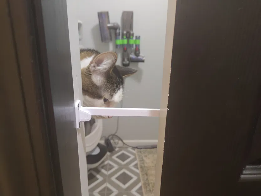 Chốt cửa lùa âm tường cho mèo (Pocket Door Cat Latch) - Image 1