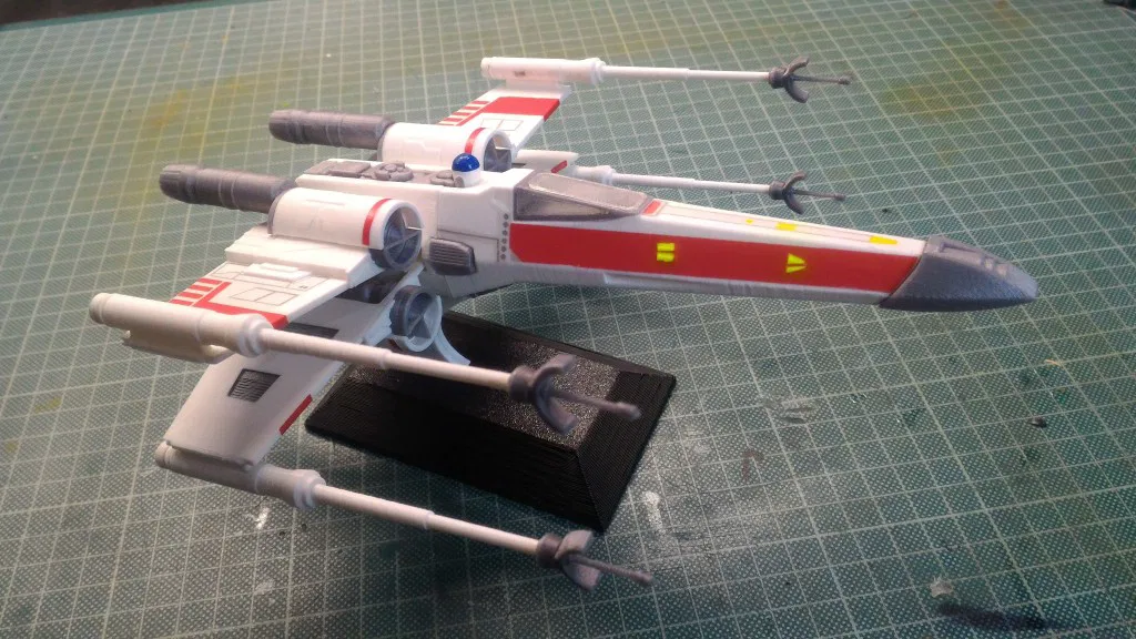 Star Wars X-WIng – Mô hình X-Wing (PLA/STL) kèm decals & stand - Image 1