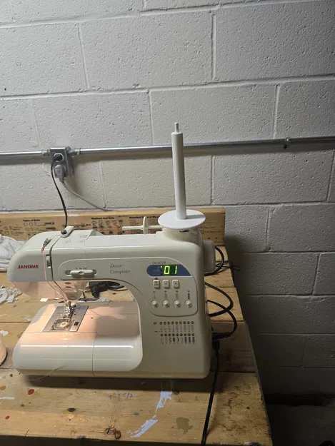 Giá Đỡ Cuộn Chỉ Cho Máy May (Sewing Machine Thread Holder) - Image 1